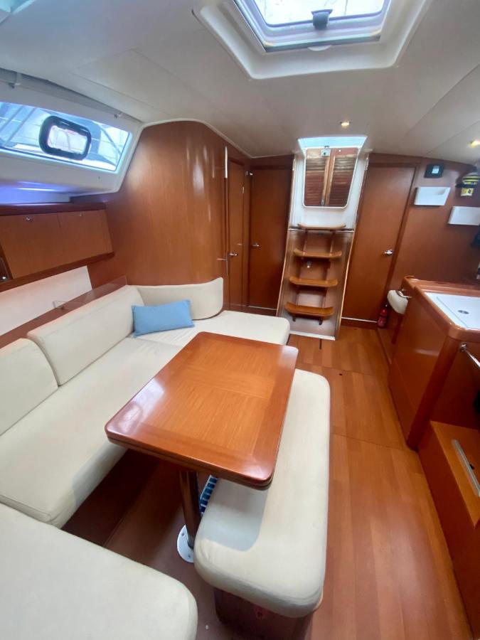 Séjour de rêve sur Yacht - BOAT PARADISE HÔTEL La Rochelle  Exterior foto